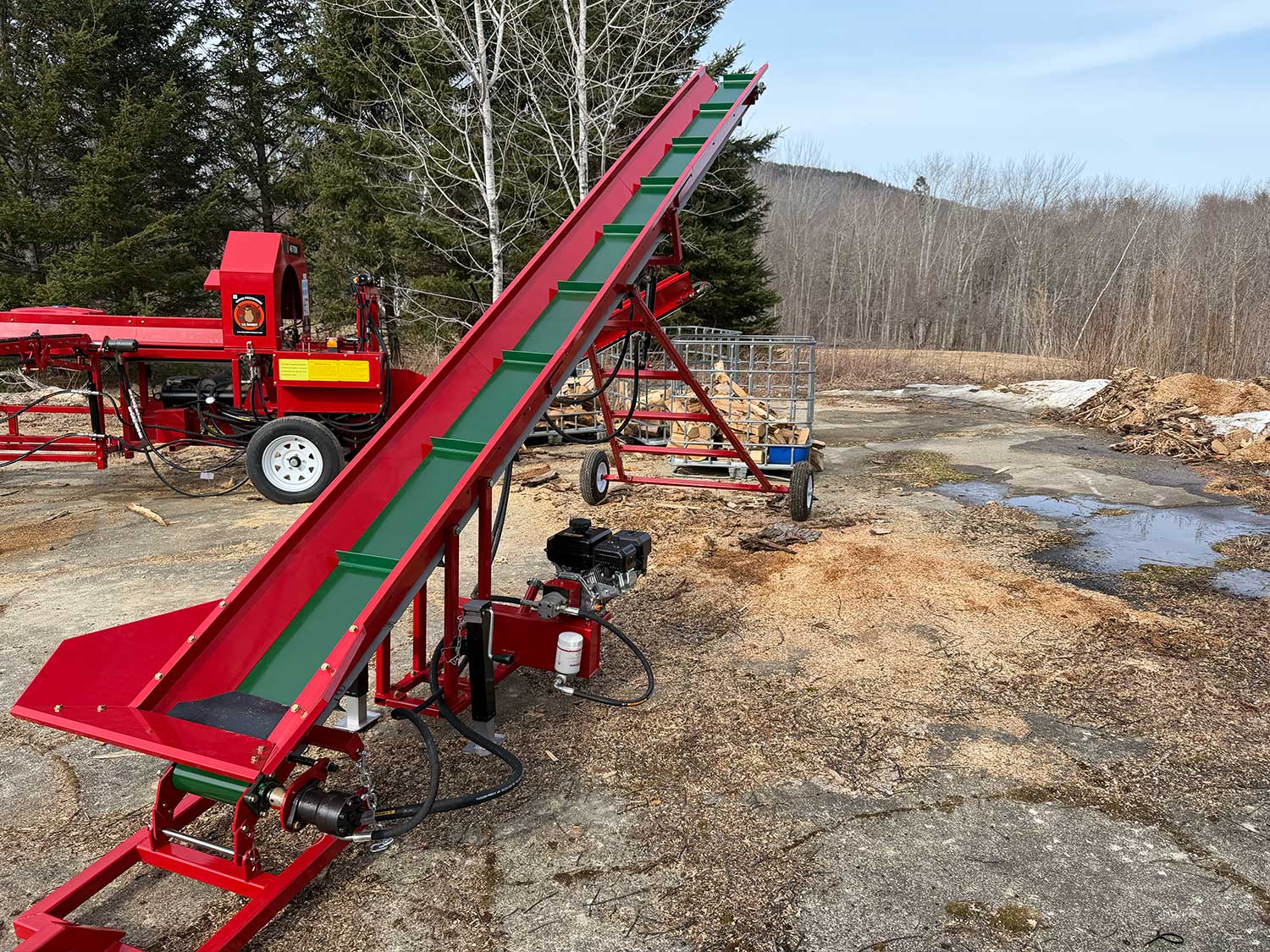 Lil Bandit Deluxe 18’ Wood Conveyor